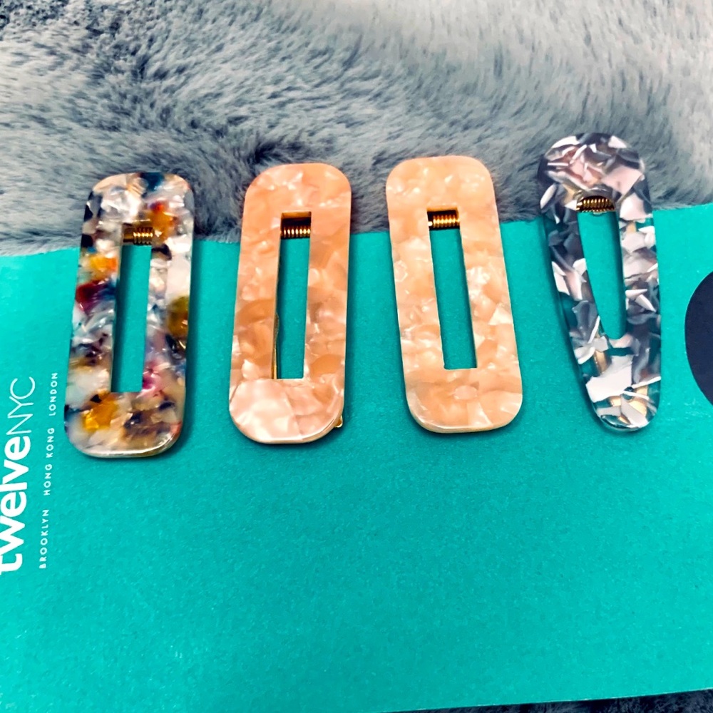 Chic Hair Clips 4-pc set